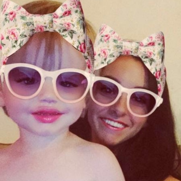 Meet your Posher, Heather - Picture 2 of 3